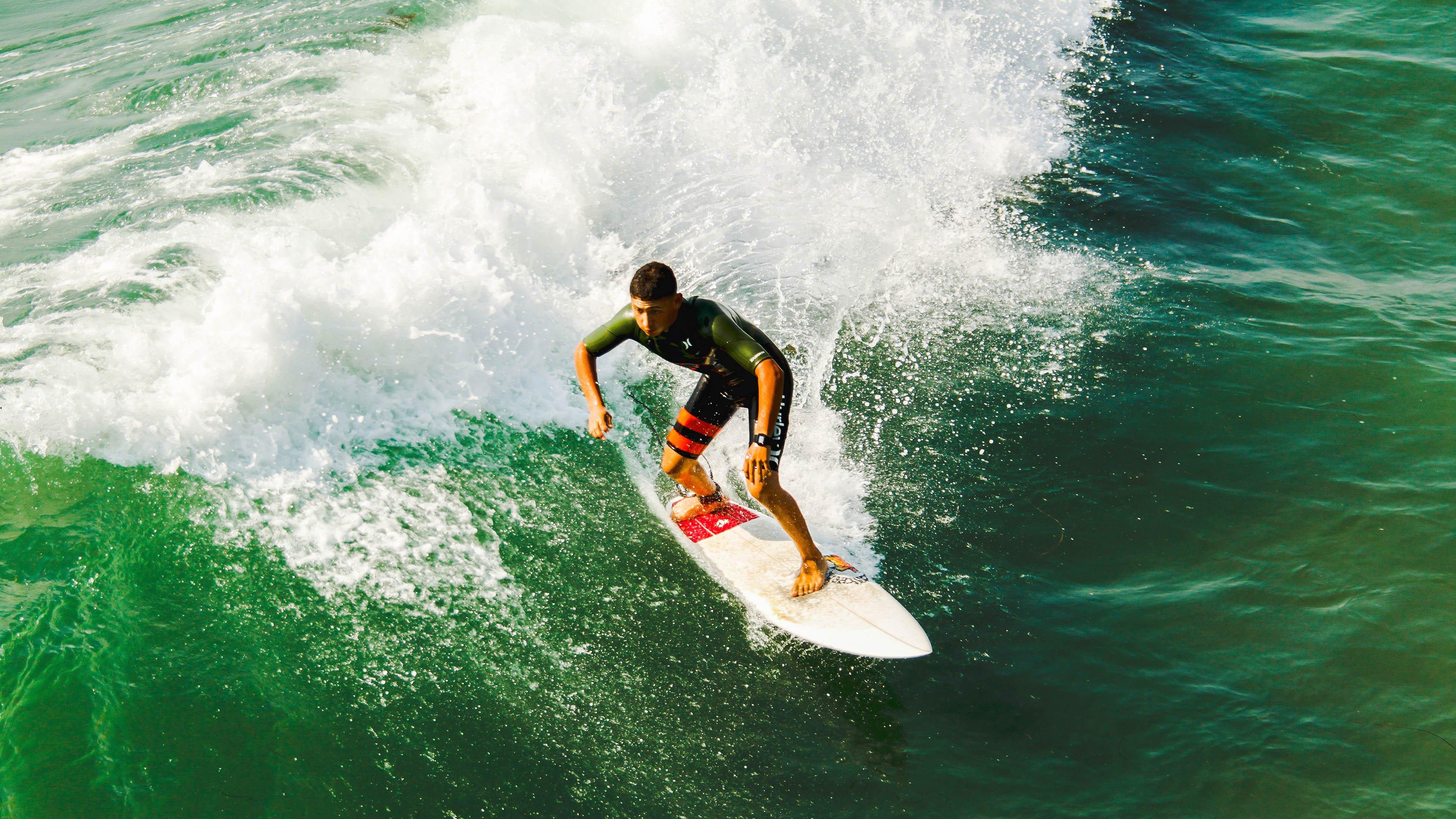 虚拟体育崛起，电竞与传统体育的跨界融合开启新纪元